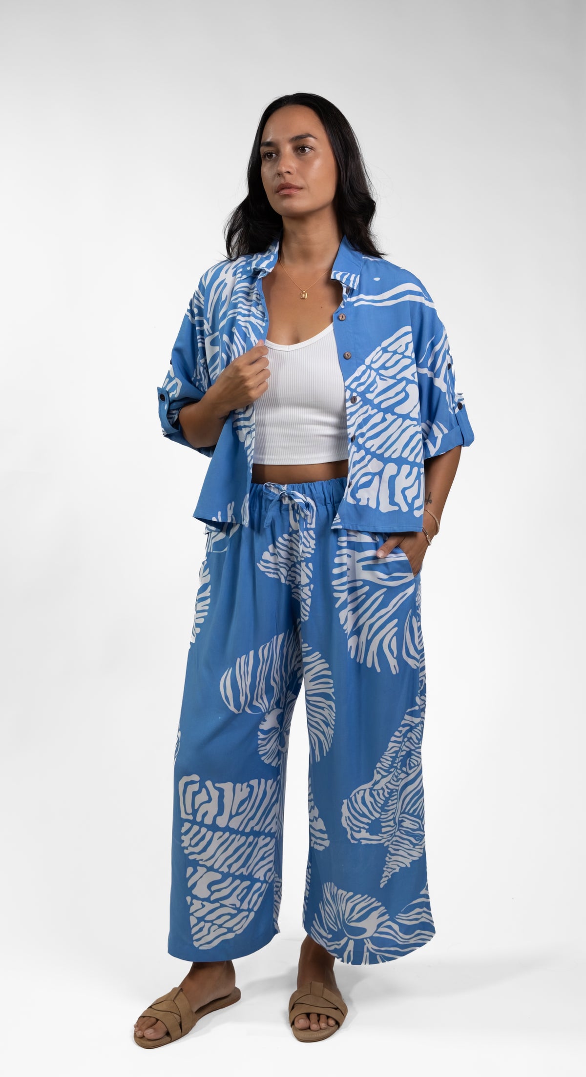 Blue Moana Shell Cropped Grace Pant