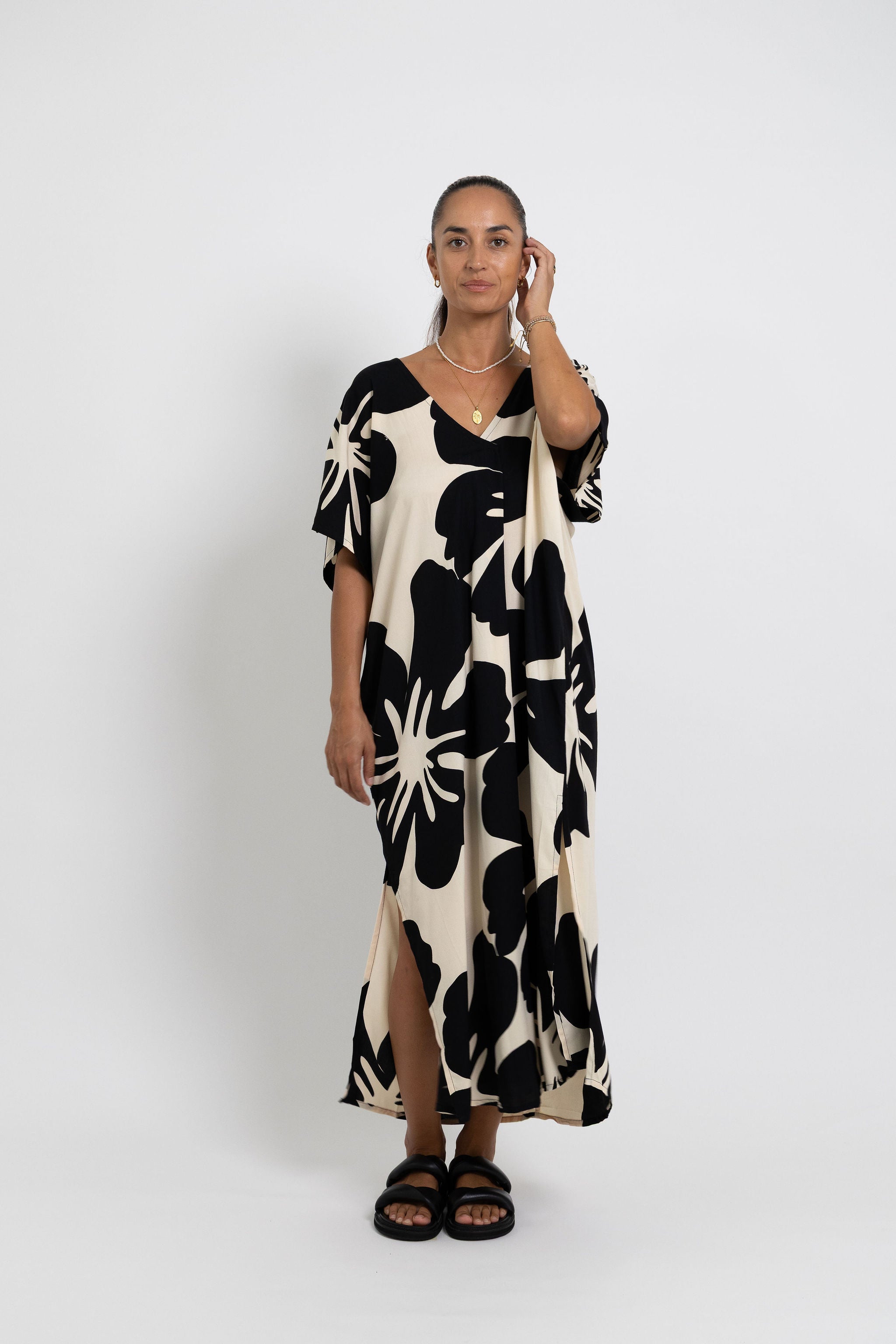 Crean and Black big Te Kaute Mana Kaftan