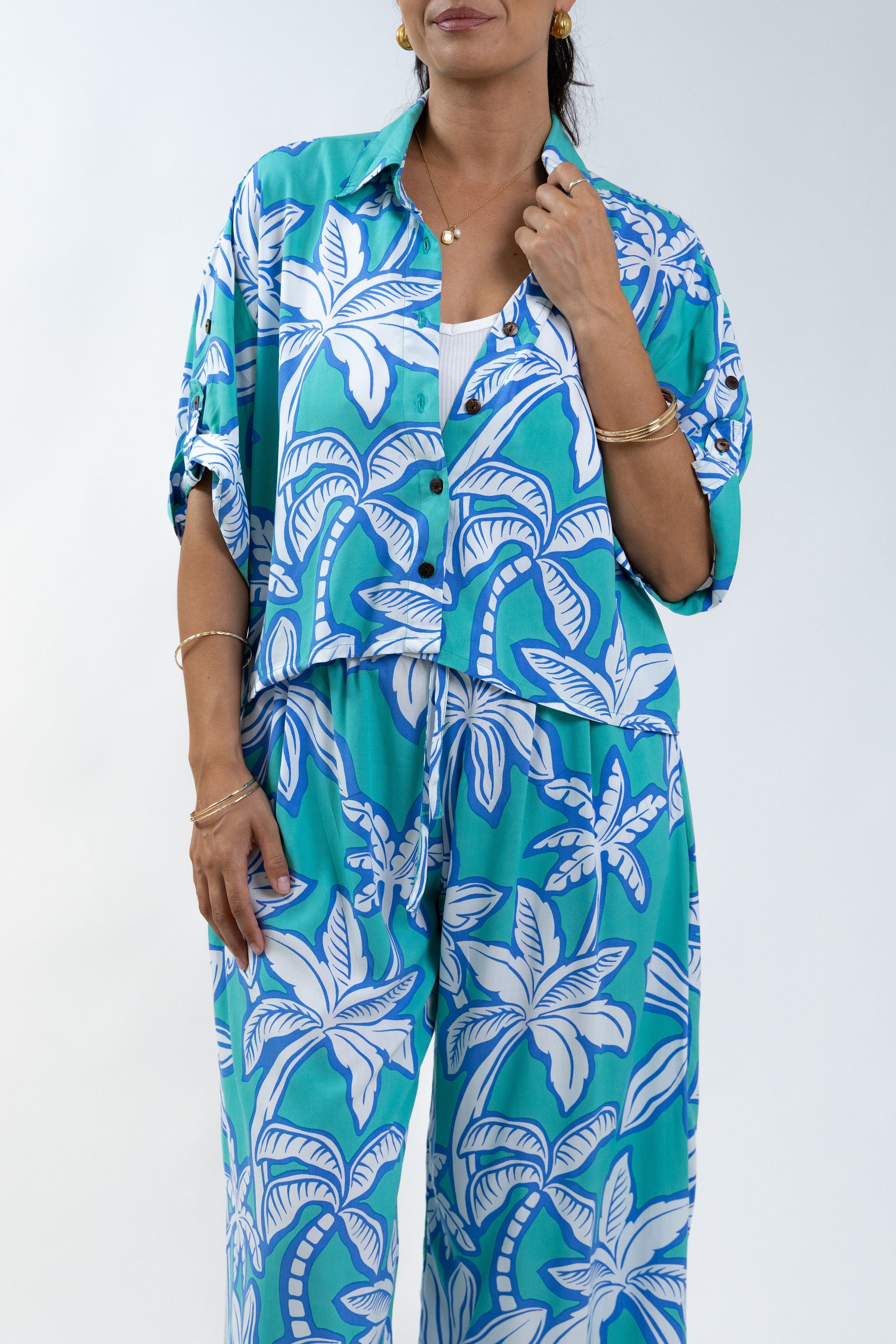 Green Moana Grove Cropped Scarlett Shirt