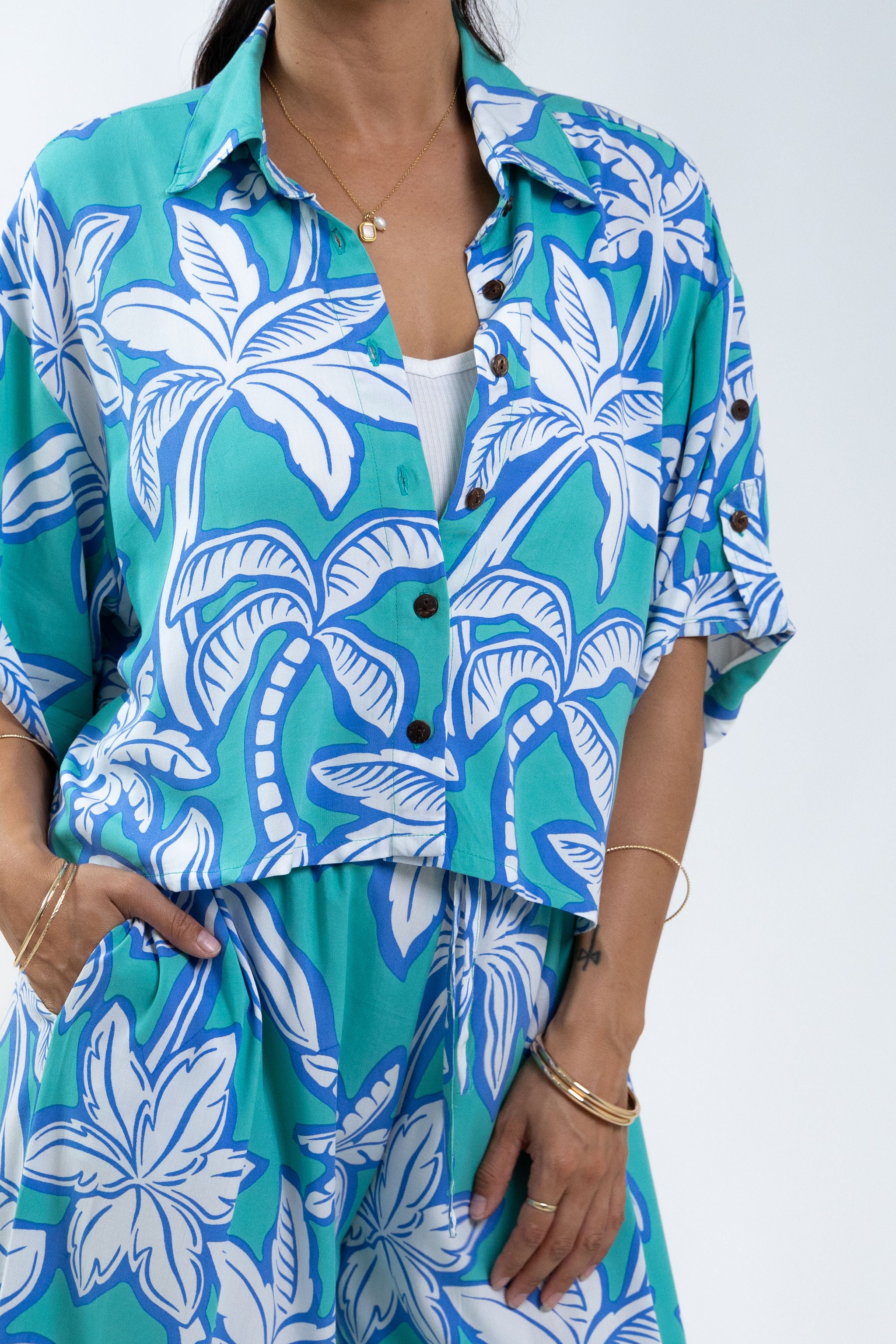 Green Moana Grove Cropped Scarlett Shirt