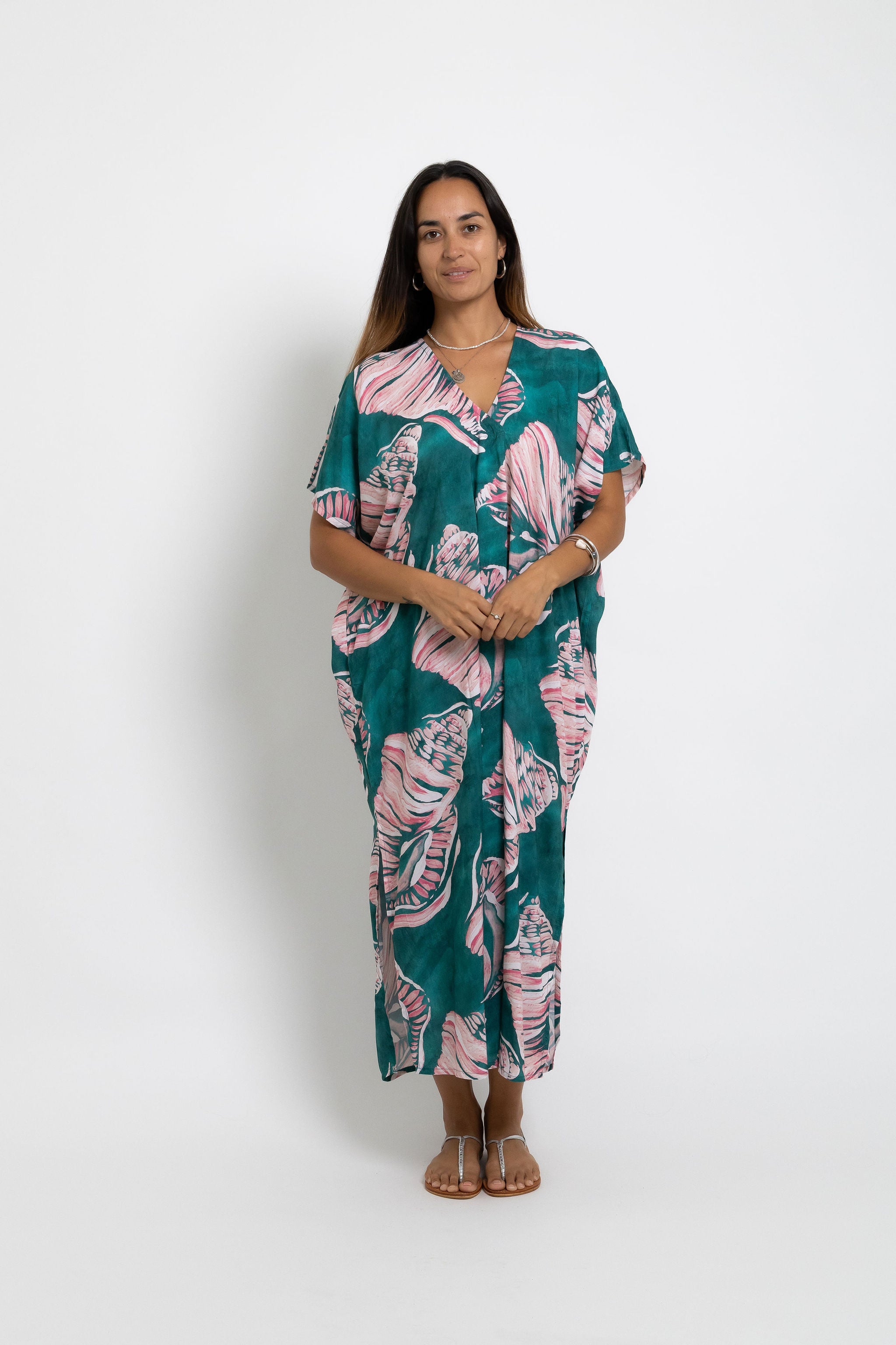 Jade Conch Shell Mana Kaftan