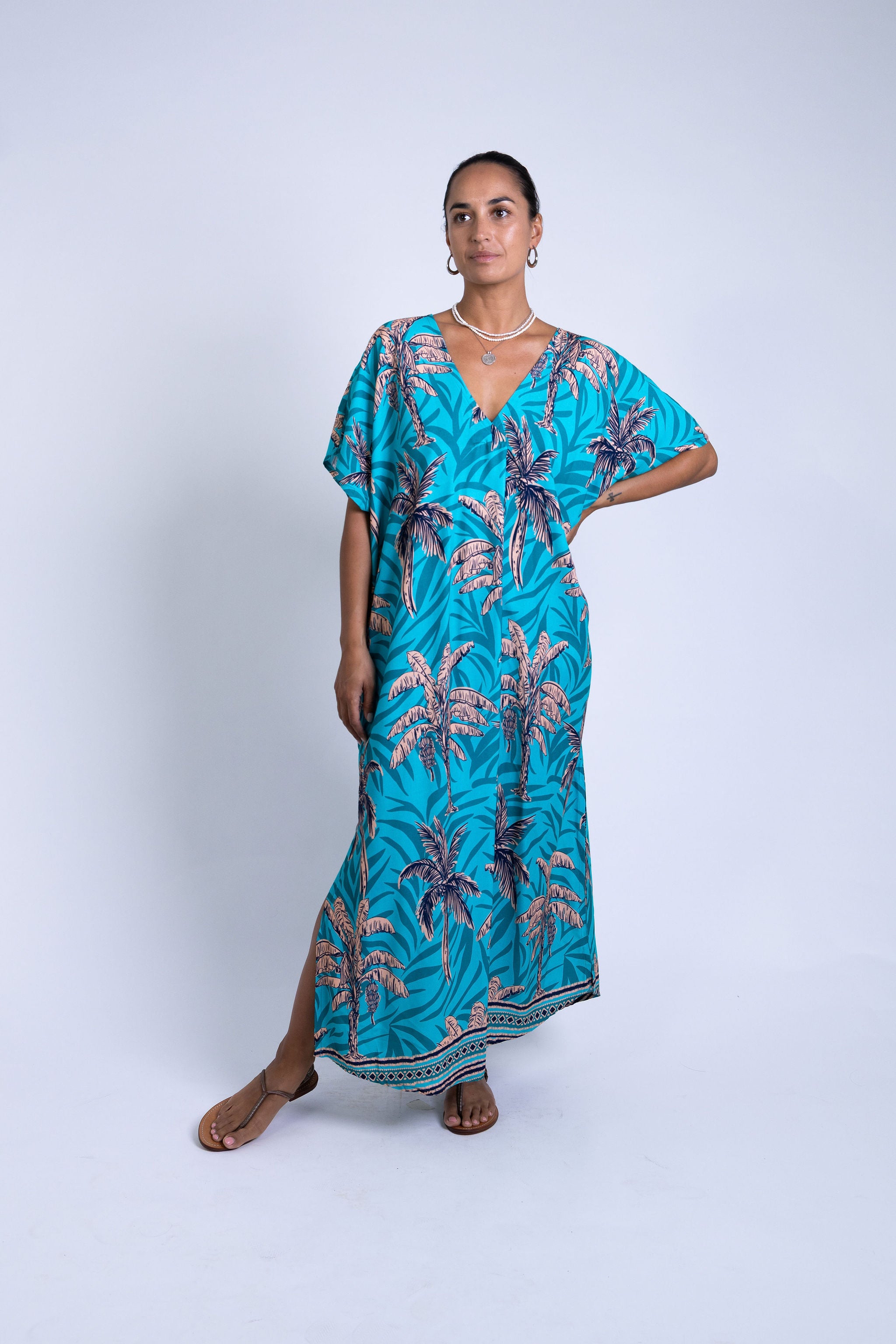 Teal Te Vene Mana Kaftan