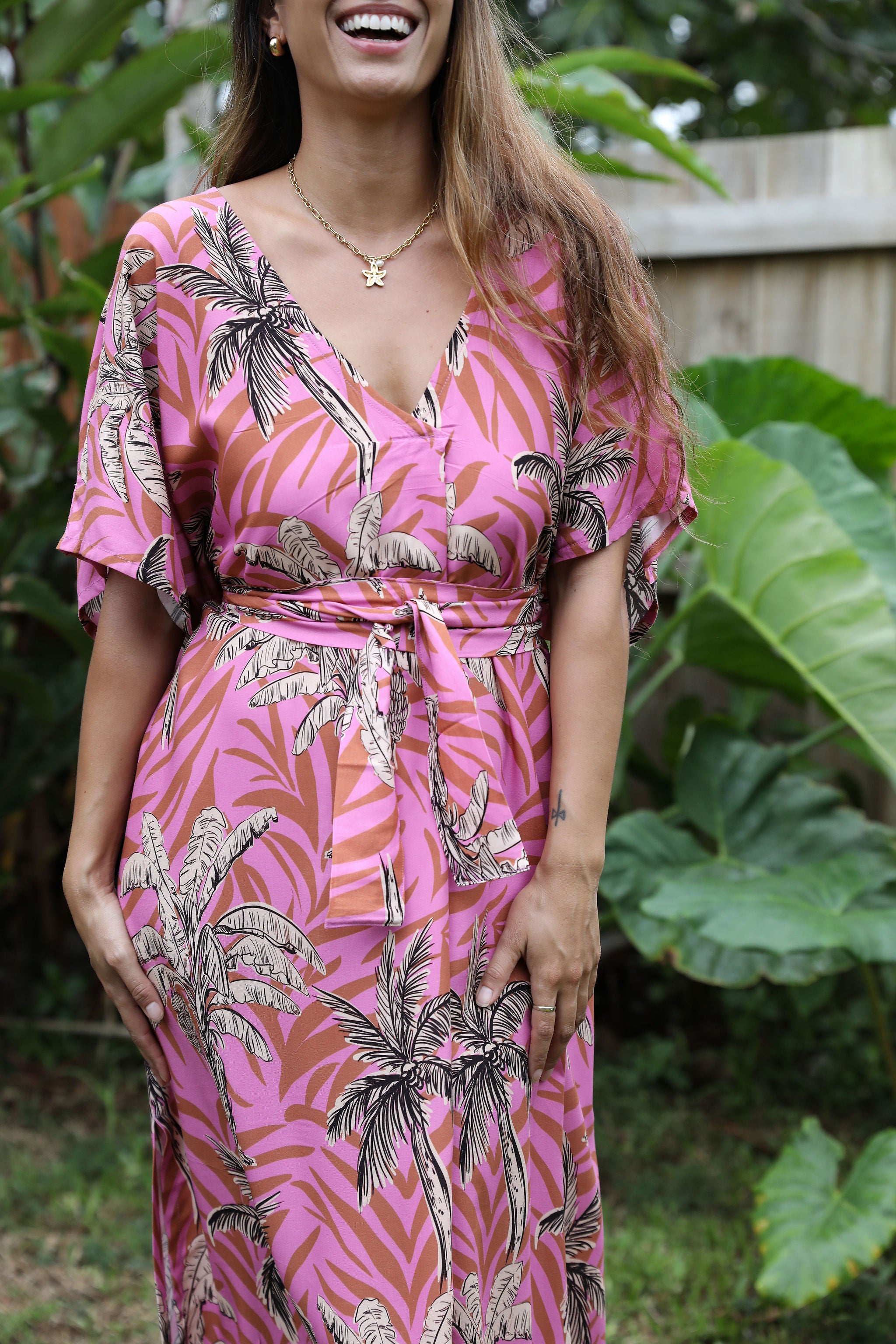 Pink Te Vene Mana Kaftan