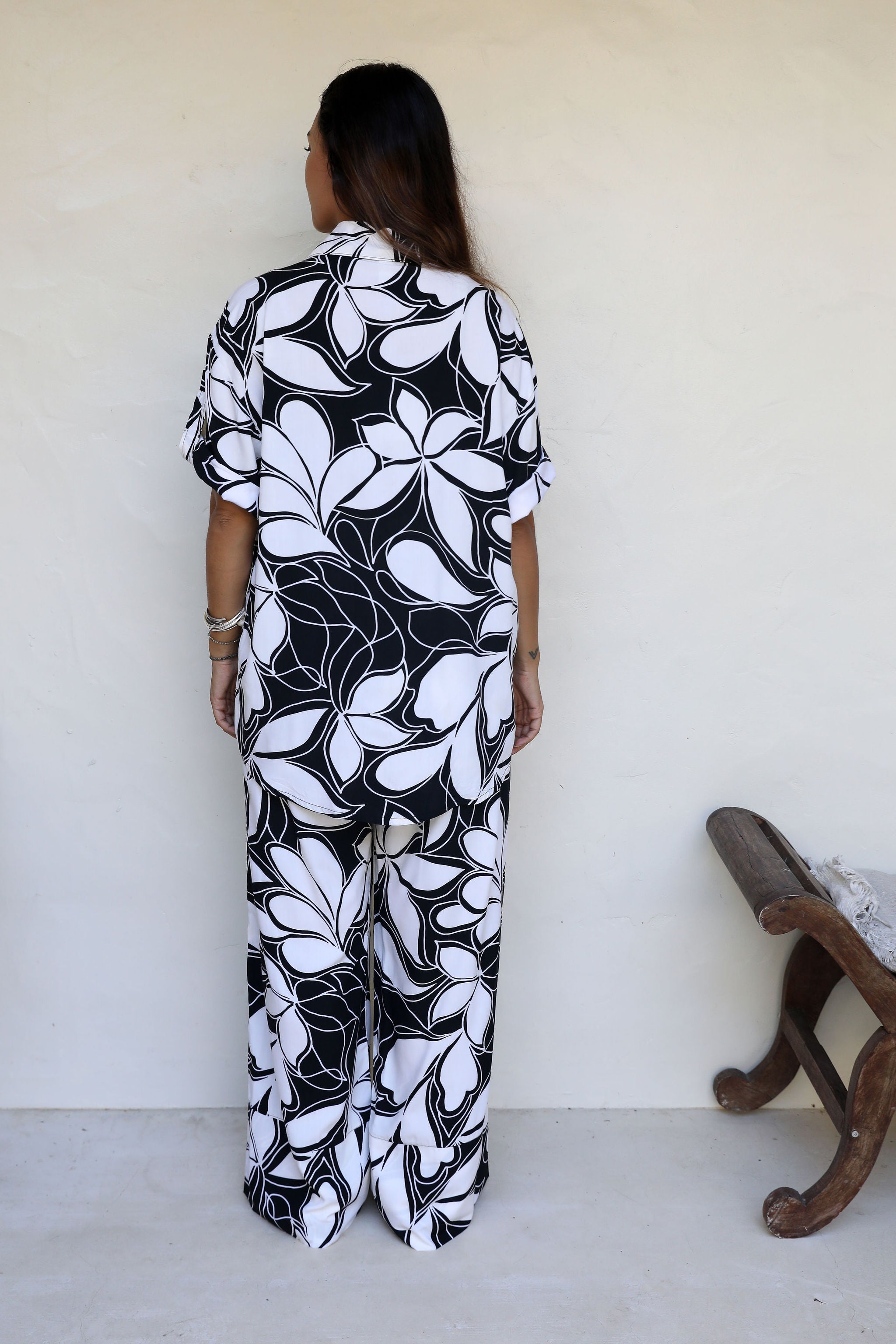 Black and Sand Floating Leaf Scarlett Shirt