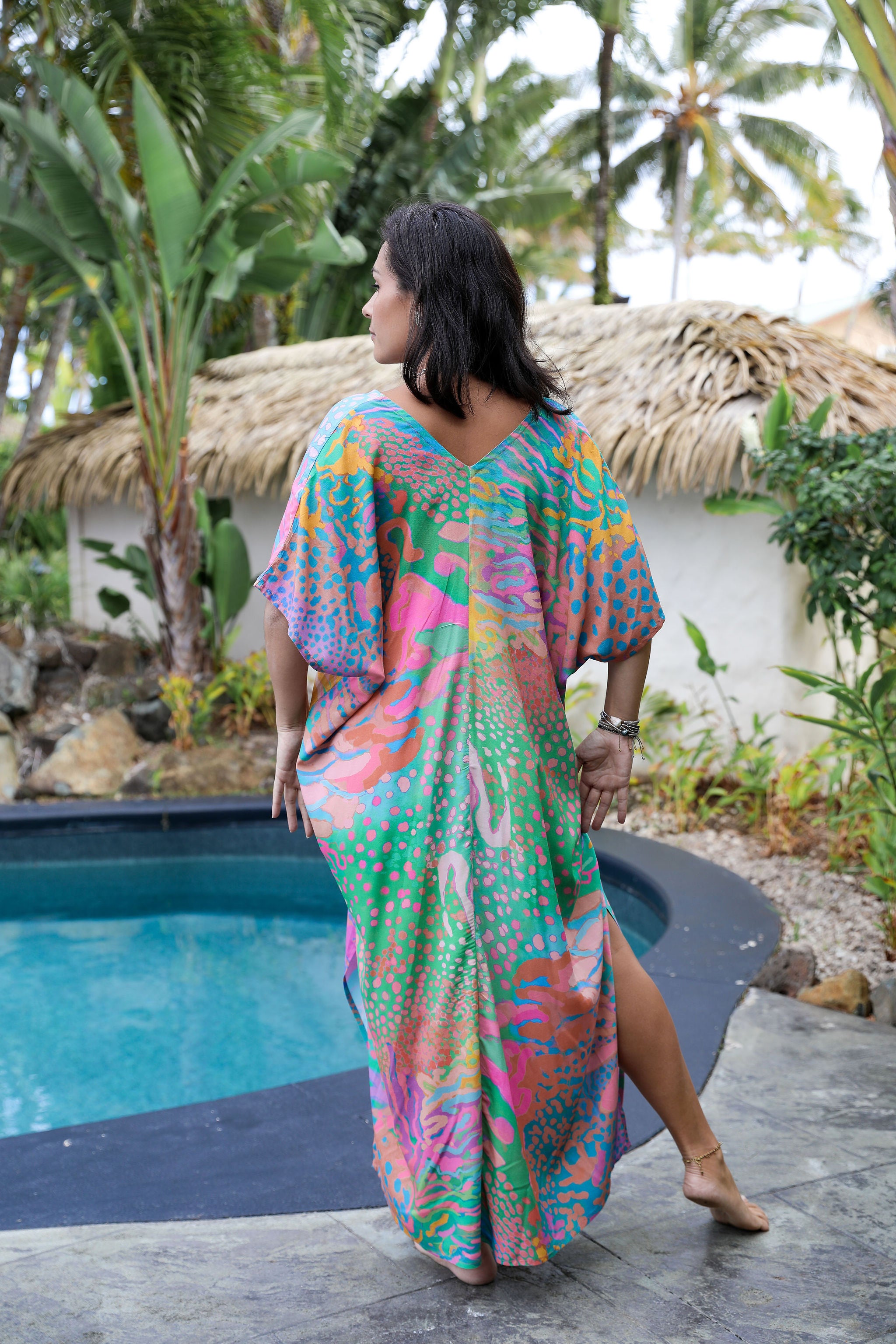 Parrot Fish v Neck Kaftan