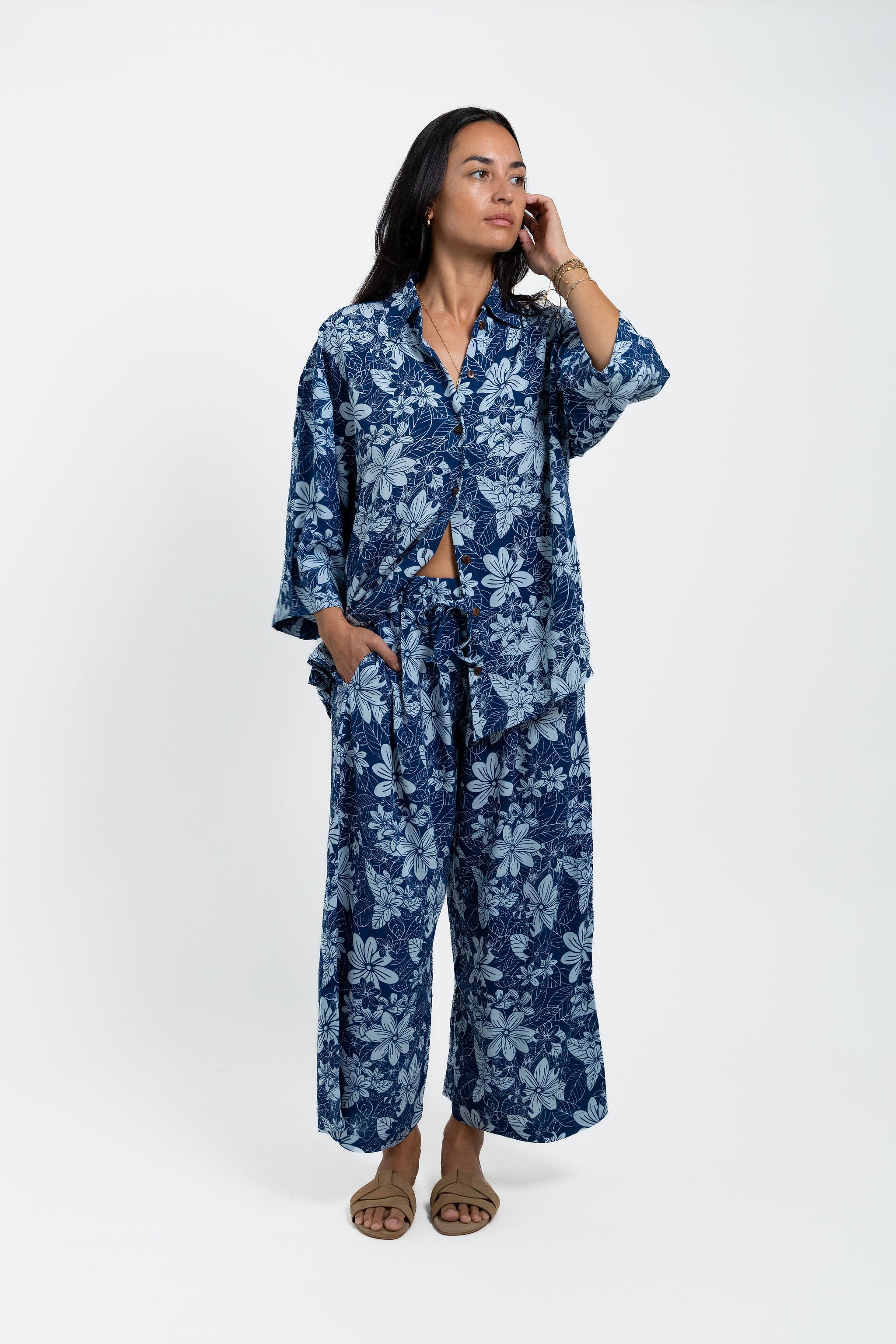 Blue Tiare Garden Cropped Grace Pant