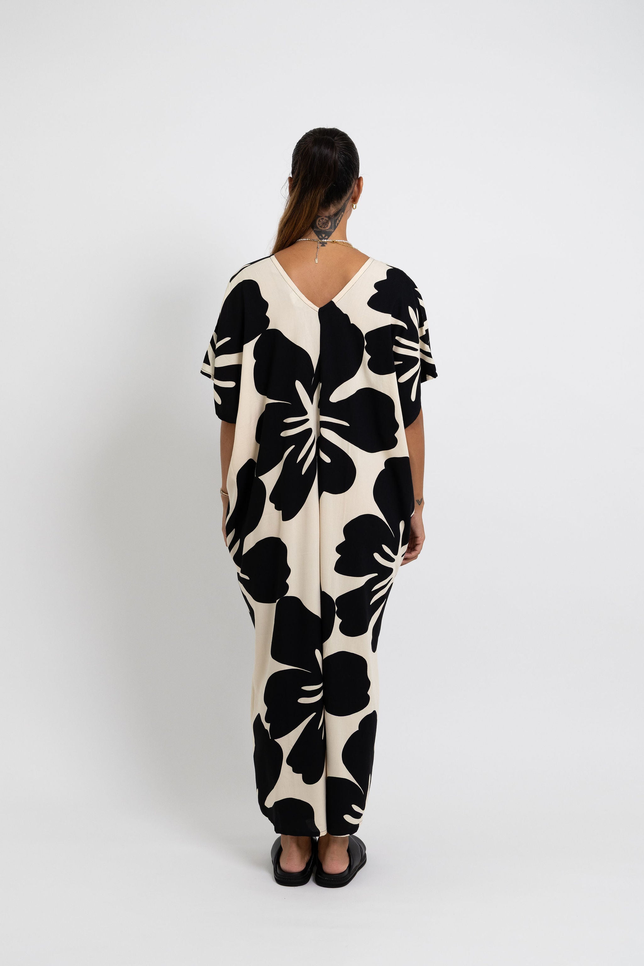 Crean and Black big Te Kaute Mana Kaftan