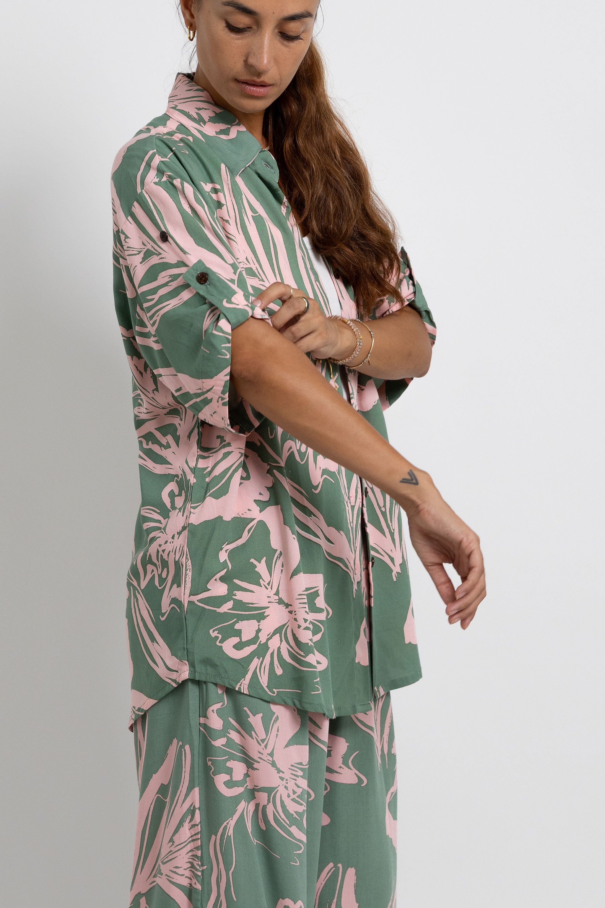 Pink Khaki Tiare Dreams Scarlett Shirt