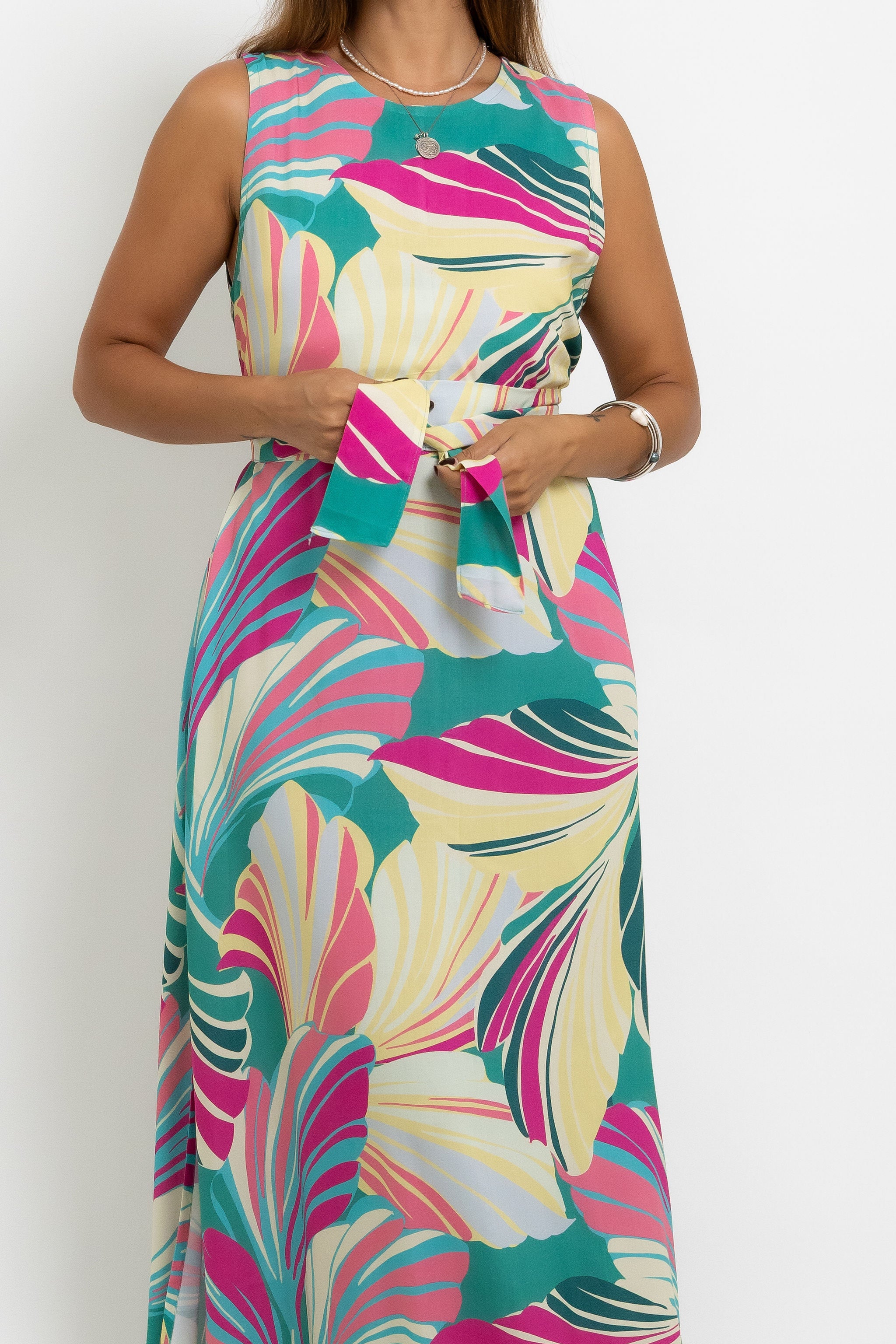 Summer Day Breeze Mere Maxi Dress