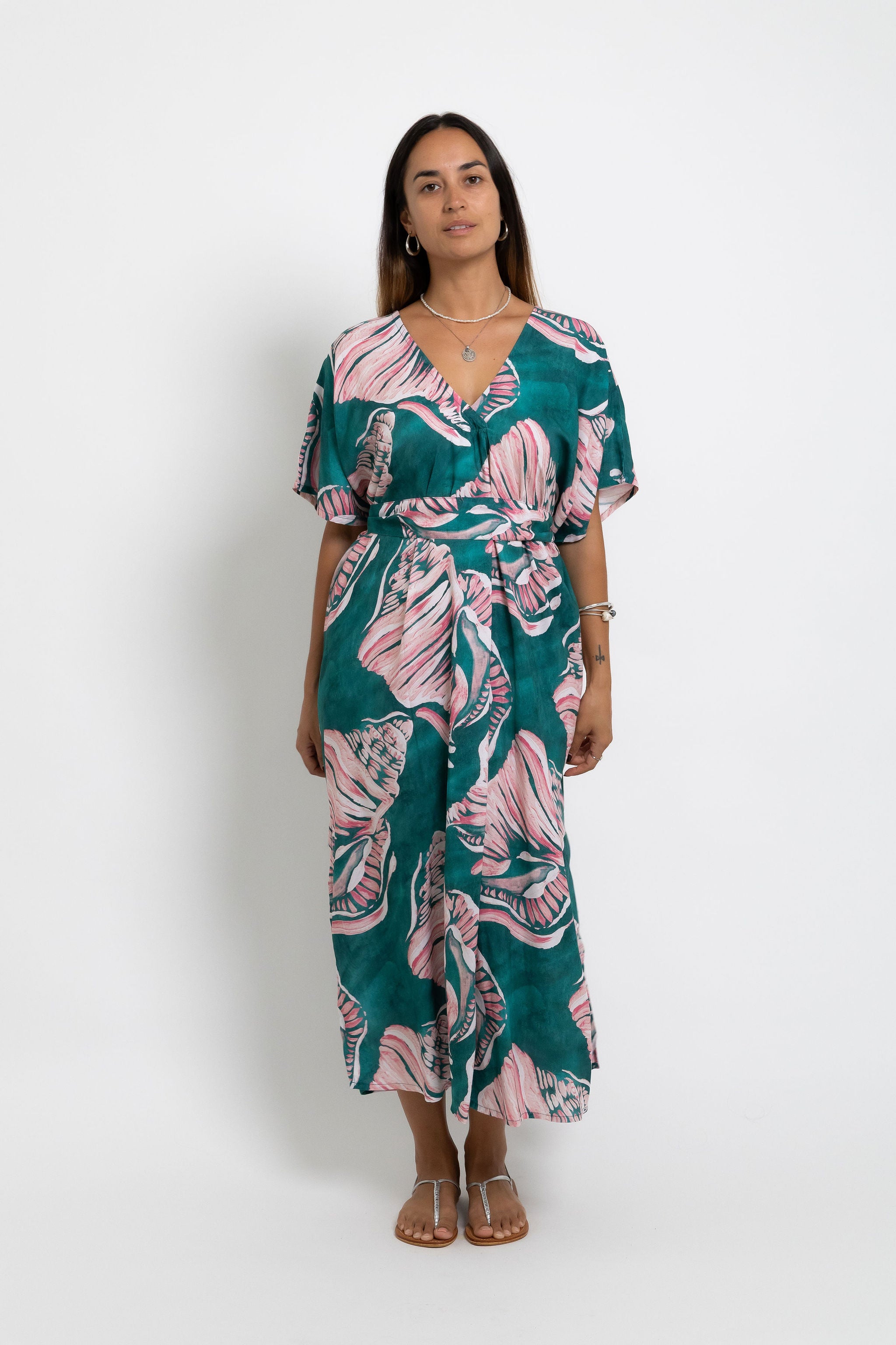 Jade Conch Shell Mana Kaftan