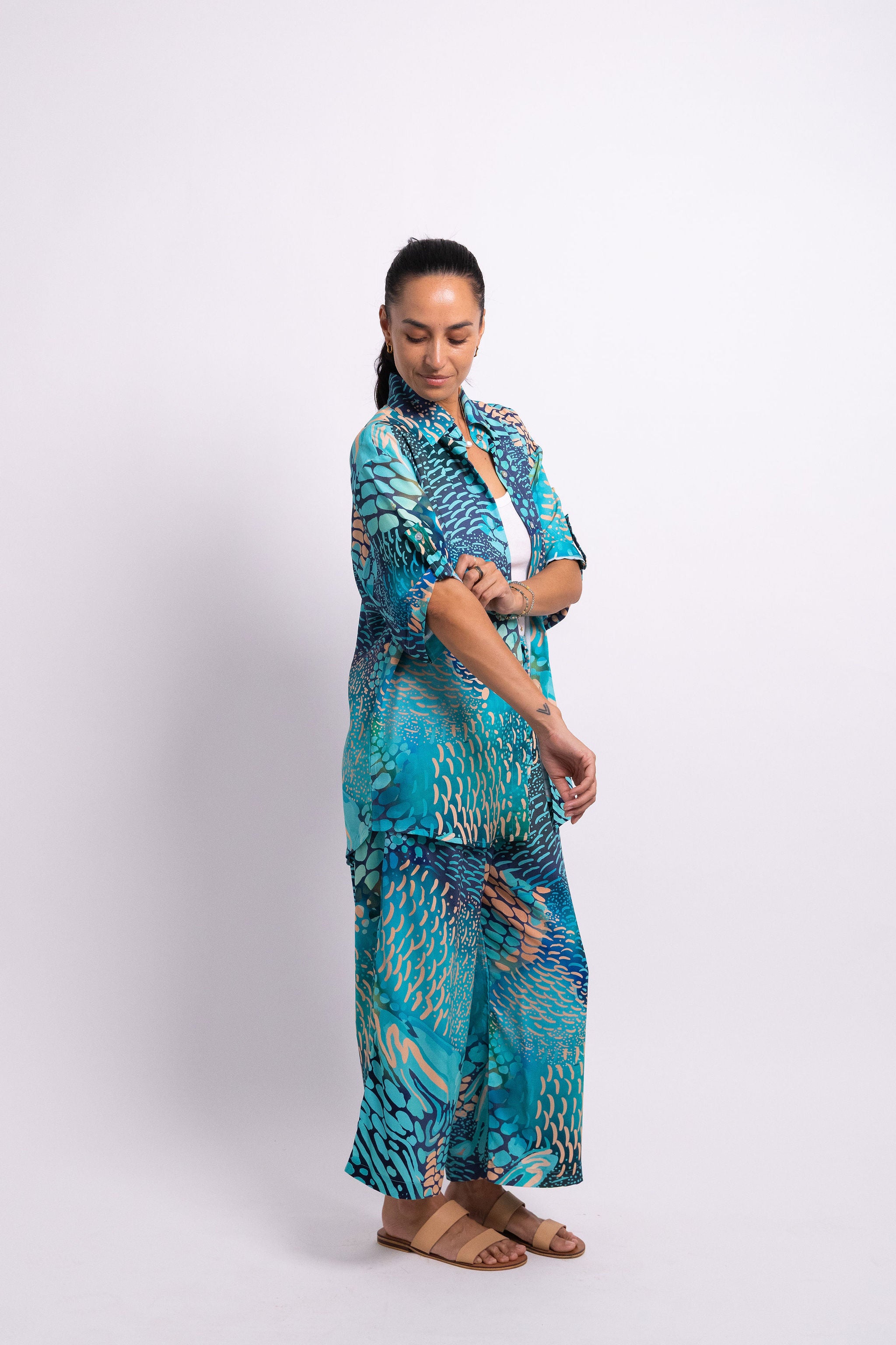 Indigo Parrot Fish Scarlett Shirt